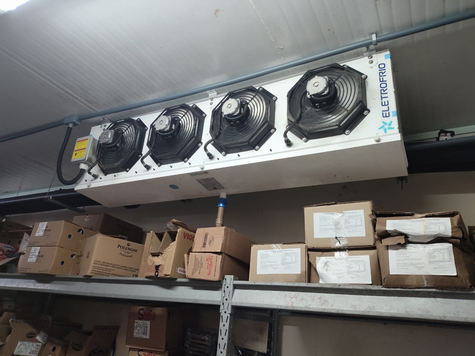 Sistema de refrigeração em armazém
